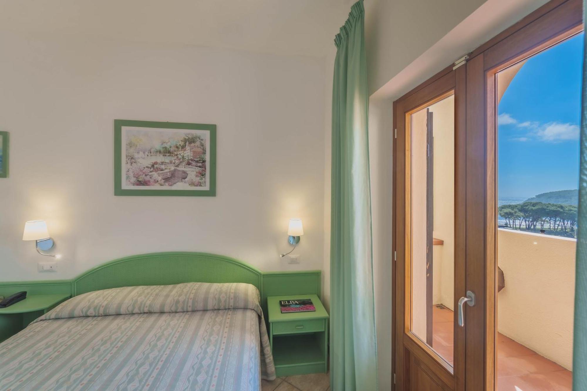 Hotel Galli - Wellness & Spa Fetovaia Bilik gambar
