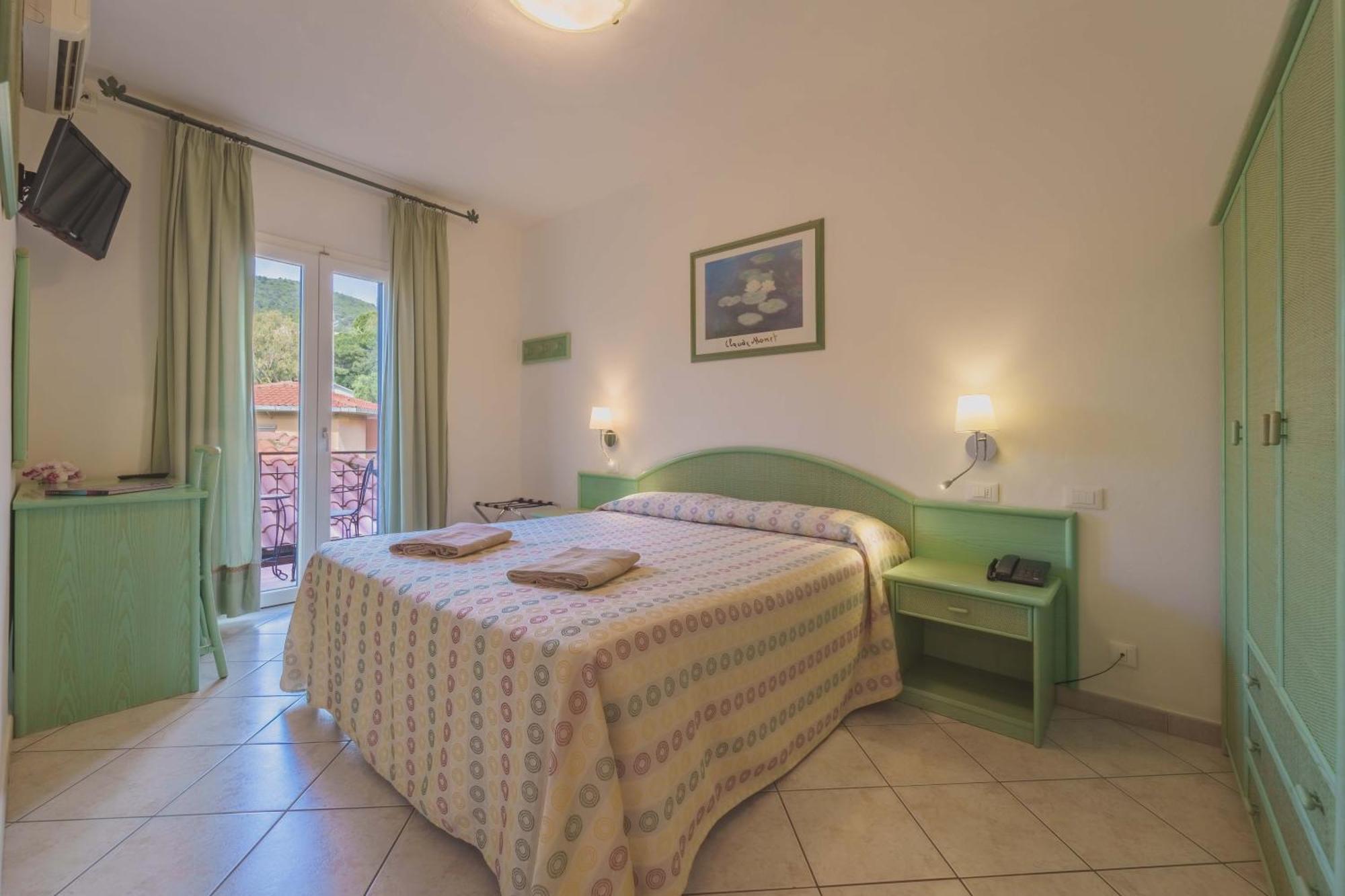 Hotel Galli - Wellness & Spa Fetovaia Bilik gambar